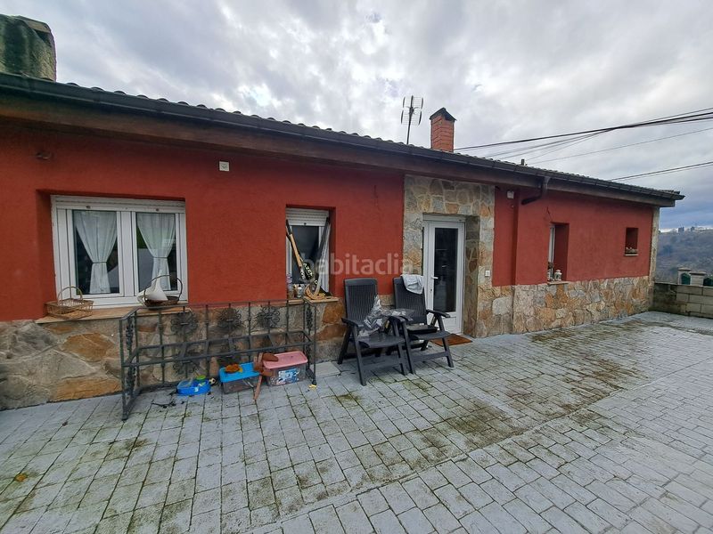 Foto 2cfd4ca9-ac00-4412-8312-ff4209050276. Casa amb calefacció aparcament piscina a La Felguera Langreo
