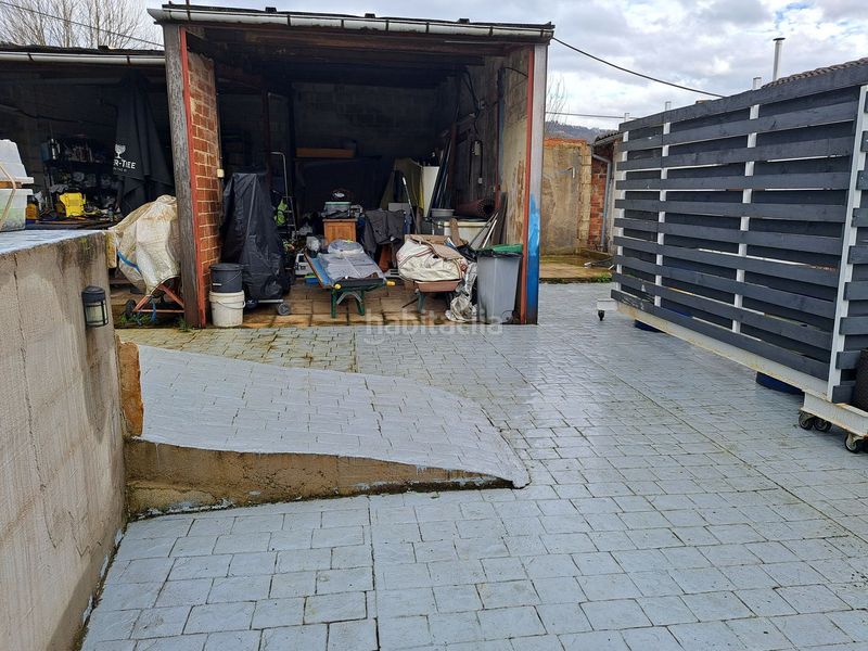 Foto e87362d9-a055-485a-bae2-f79291baa038. Casa amb calefacció aparcament piscina a La Felguera Langreo