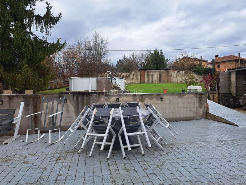 Foto f6a67f97-9ede-4537-badc-56eed15aa018. Casa amb calefacció aparcament piscina a La Felguera Langreo