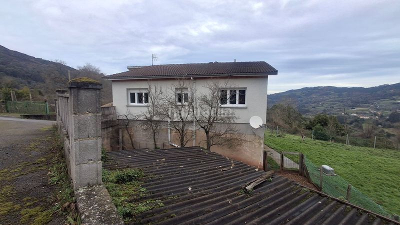 Foto 74834839-ee24-49f3-9d21-89417aba18a8. Casa amb calefacció aparcament piscina a Fano Gijón