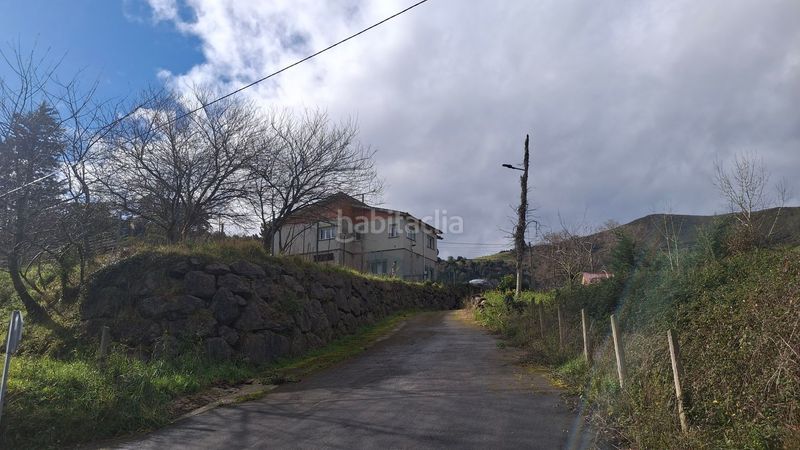 Foto b90b5b02-7884-4245-b49e-adb036659507. Casa amb calefacció aparcament piscina a Fano Gijón