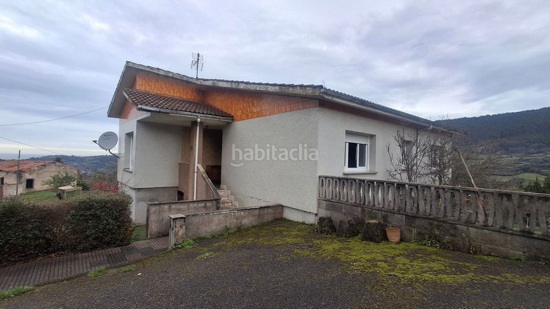 Foto c038862d-a3bc-4162-bf44-fa490e539d5a. Casa amb calefacció aparcament piscina a Fano Gijón