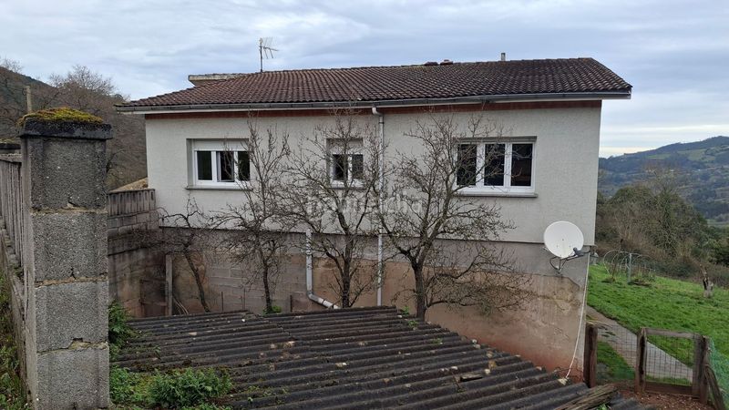 Foto e8a30108-80c4-485c-9ab2-725a978b380c. Casa amb calefacció aparcament piscina a Fano Gijón