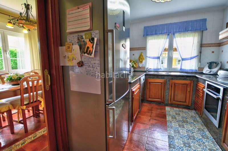 Foto 2777d323-8a6e-44d1-a735-e0b58efd33b8. Casa amb calefacció aparcament piscina a Villalegre - La Luz Avilés