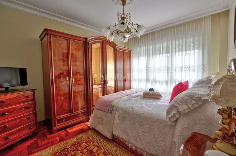 Foto 2a4c876f-83a5-4057-8ddd-70ff9bdda887. Casa amb calefacció aparcament piscina a Villalegre - La Luz Avilés