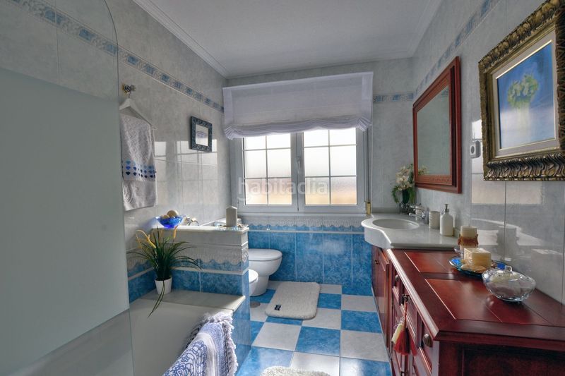 Foto 79bdca9b-e679-4b28-9ecb-d71fa648c103. Casa amb calefacció aparcament piscina a Villalegre - La Luz Avilés