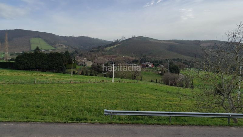 Foto 12b0117c-bac2-4d0b-ba98-a20c66359d0f. Casa amb aparcament piscina a Navia