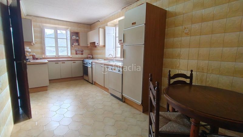 Foto 140f3858-e306-46df-bc66-303db775e372. Casa amb aparcament piscina a Navia