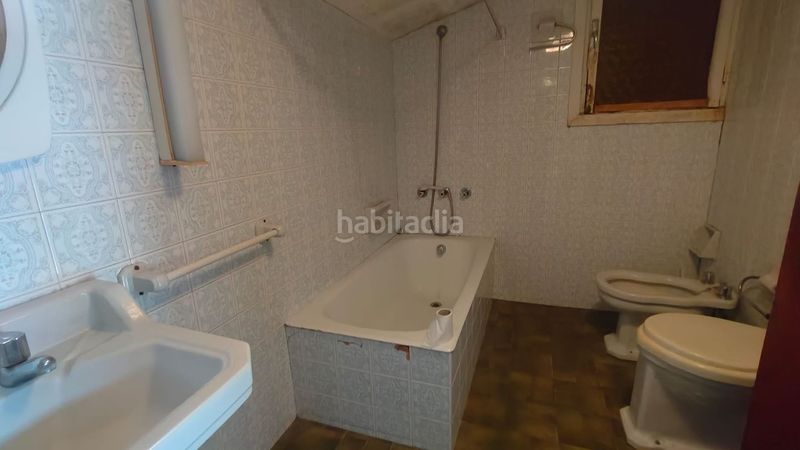 Foto a6b31cb8-f687-4469-80c9-ca18cfed51fb. Casa amb aparcament piscina a Navia