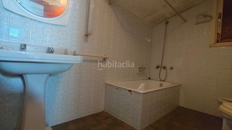 Foto a9c4c9c3-73bd-4af3-a9aa-d0f8f4ddb7fe. Casa amb aparcament piscina a Navia