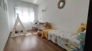 Flat  N/a