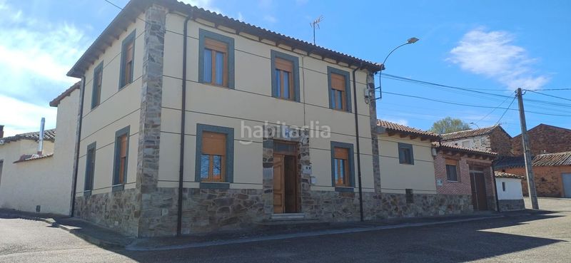 Foto 52867cec-fe44-4d68-a1ec-5b26964e942d. Casa amb calefacció aparcament piscina a Valderrey