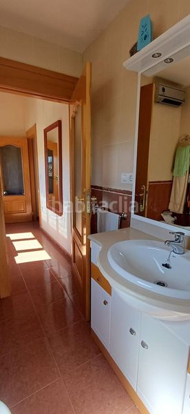Foto cc975943-8591-4a8b-9fba-21e9fe8b2680. Casa amb calefacció aparcament piscina a Valderrey