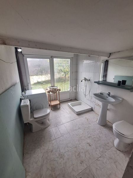 Foto 1e3da109-21c2-4c69-93f2-4d3c057c3ab2. Casa amb piscina a Valdés