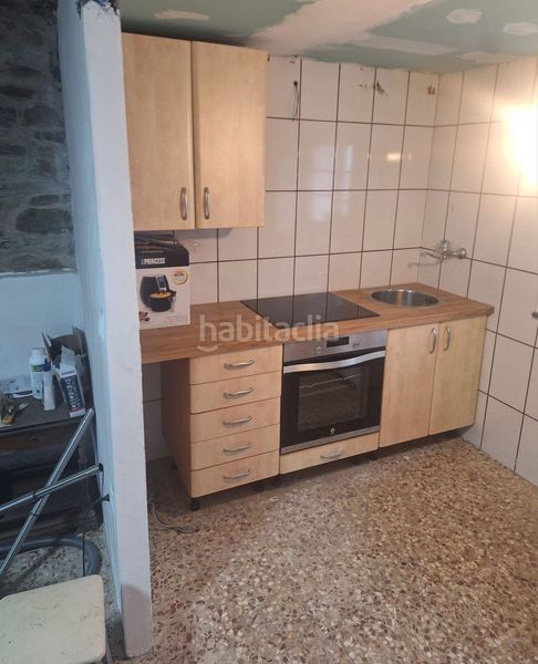 Foto b26af089-378e-4dda-b0c9-0eef324c8b2e. Casa amb piscina a Valdés