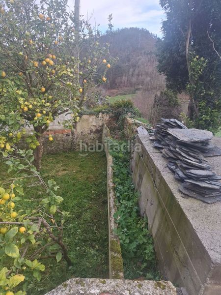 Foto e0318693-a706-468a-8994-9f6a5140c307. Casa amb piscina a Valdés