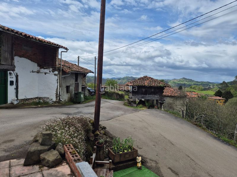 Foto 2640cd8c-123c-4ef8-bb76-dd9b411a91e1. Casa amb piscina a Colunga