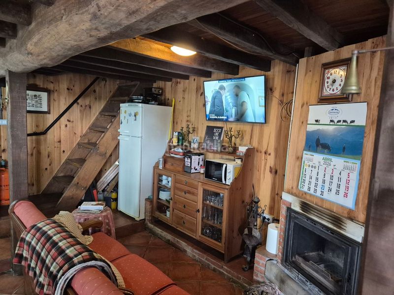 Foto 830eb86d-99aa-4756-ac14-3f4c52408ff2. Casa amb piscina a Colunga