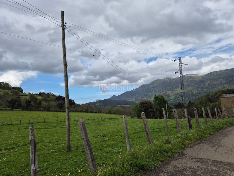 Foto c3f265c1-41be-44bc-88ae-07386c827128. Casa amb piscina a Colunga