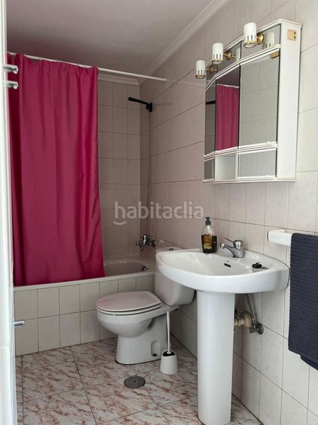 Foto 57a3b860-9768-4f54-b05f-8706733d39b4. Casa amb calefacció aparcament piscina a Valdés