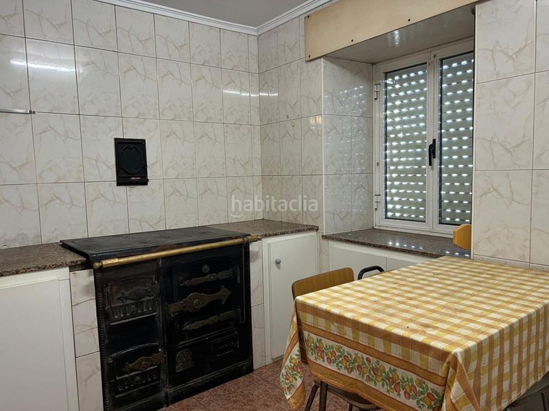 Foto 8a1ab5ca-0d11-4436-87a7-89a5bbf59a2e. Casa amb calefacció aparcament piscina a Valdés