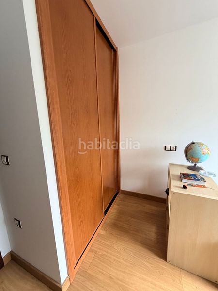 Foto a1cfe9d9-2ce1-462d-97cb-b7121e16e486. Casa amb calefacció aparcament piscina a Valdés