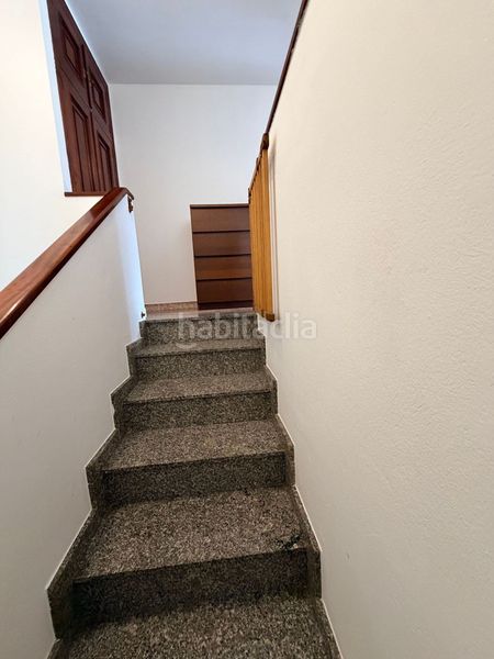 Foto c61ff342-638d-47f0-ae75-da7b68cce276. Casa amb calefacció aparcament piscina a Valdés