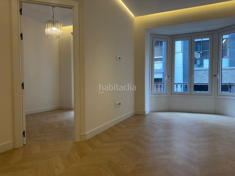 Foto 229de55f-dc8c-436e-90fc-d10e236c9c2d. Pis amb calefacció piscina a Centro Gijón