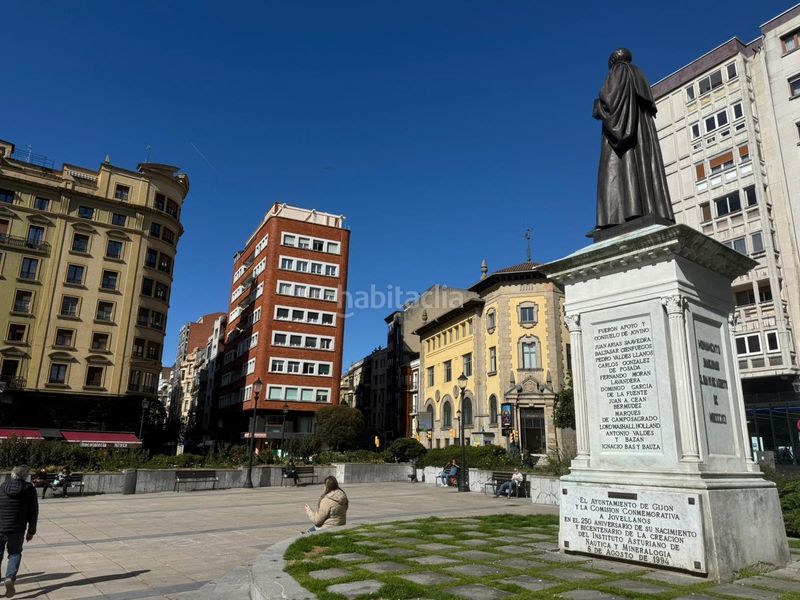 Foto 2ca355c7-c1eb-493c-aad8-2c9d0cc9f051. Pis amb calefacció piscina a Centro Gijón