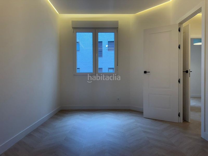 Foto b0640630-169e-47bf-af79-9879c24f77b1. Pis amb calefacció piscina a Centro Gijón