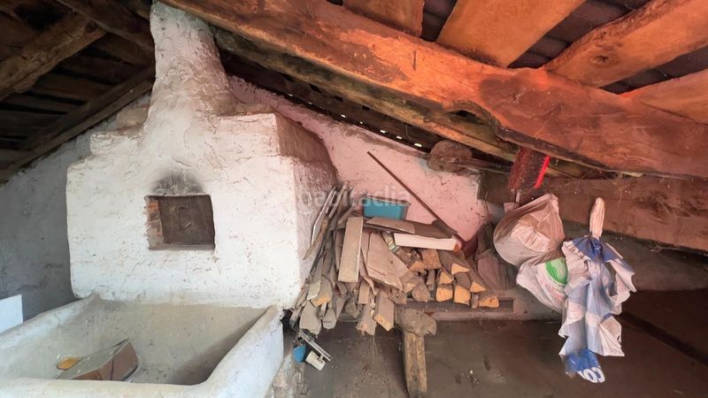 Foto adda6f81-50d0-4967-addd-e9467eceb8a6. Casa amb piscina a Quirós