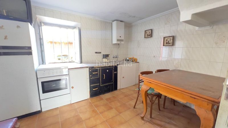 Foto e964ac7b-6c58-4498-b977-c134033f346a. Casa amb piscina a Quirós