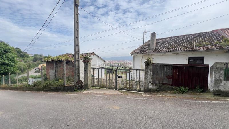 Foto d4f020e2-42dc-4a27-8860-64eff223bd67. Casa amb piscina a Veriña Gijón