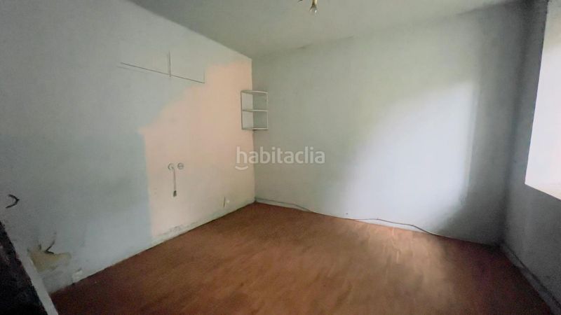 Foto f3b5a36b-e012-4774-87ae-2c172e0f85d1. Casa amb piscina a Veriña Gijón