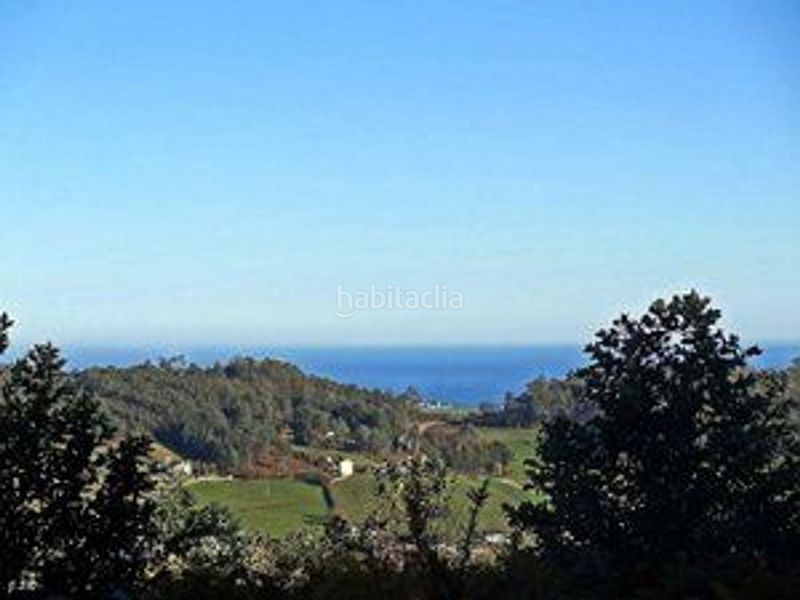 Foto 3c9098ed-f451-4a18-b4f2-b43204ff43ff. Casa amb aparcament piscina a Navia