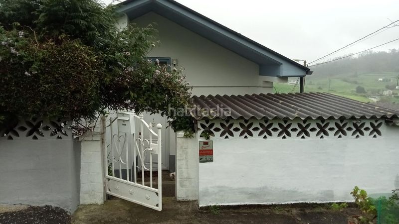 Foto ab342e3f-d410-49bf-b98e-75672892aa80. Casa amb aparcament piscina a Navia