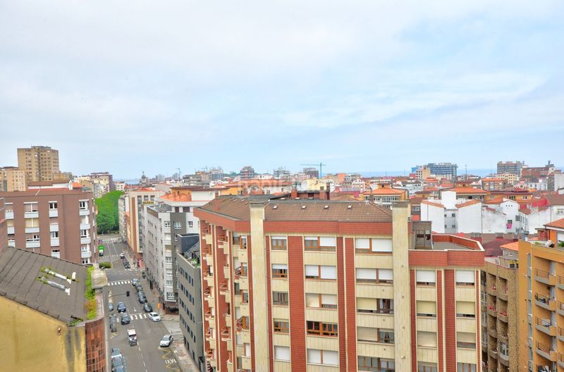 Foto ad926367-6da2-4a93-ae83-5e58f1e8d63c. Pis amb calefacció piscina a Ceares Gijón