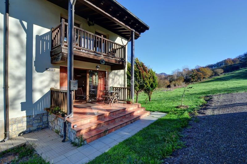 Foto c6b20415-ee8b-413f-b9c8-ef674ff82c4d. Casa amb calefacció aparcament piscina a Cangas de Onís