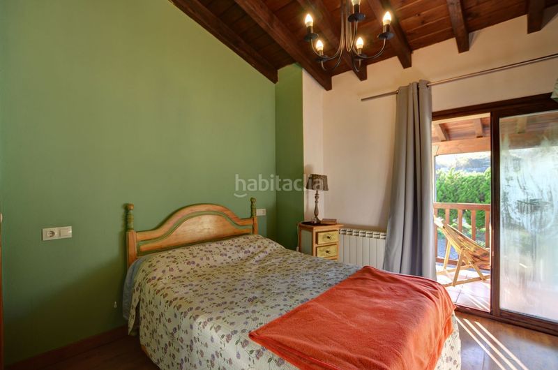 Foto cf4e5fdc-8996-4570-8cfb-b5877d3ac826. Casa amb calefacció aparcament piscina a Cangas de Onís