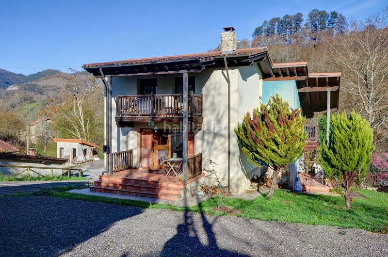 Foto edbde5c4-3b80-41d2-9e05-540a7e3d305f. Casa amb calefacció aparcament piscina a Cangas de Onís