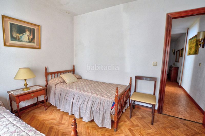 Foto 5fc3ce96-d8eb-4679-8890-0e35dd872236. Pis amb piscina a Tremañes Gijón
