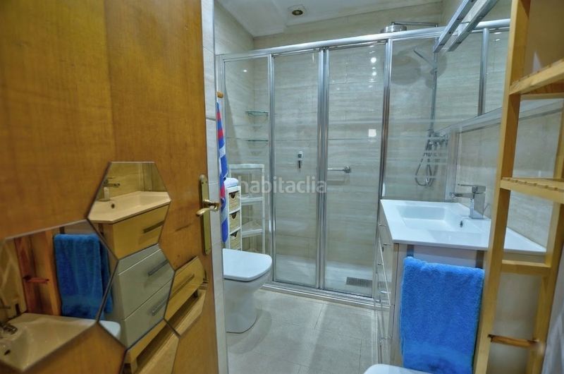 Foto 48697cb1-5303-4da7-a470-6d0f65bb0ba7. Casa amb calefacció aparcament piscina a Lena