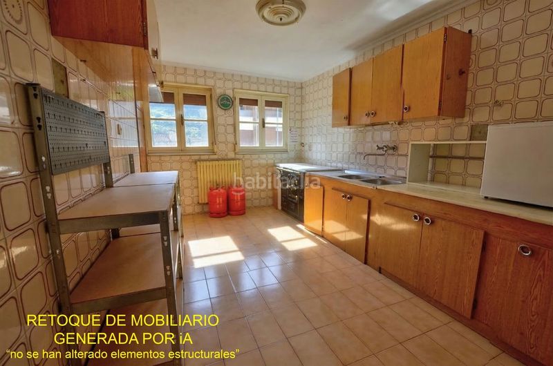 Foto 4ae2d07e-45ba-4bf3-a111-3e076c9d027d. Casa amb calefacció aparcament piscina a Lena