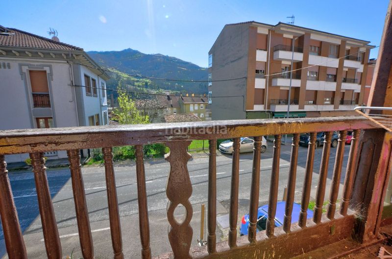 Foto 7a8ec310-000b-47ae-8259-482110c32119. Casa amb calefacció aparcament piscina a Lena