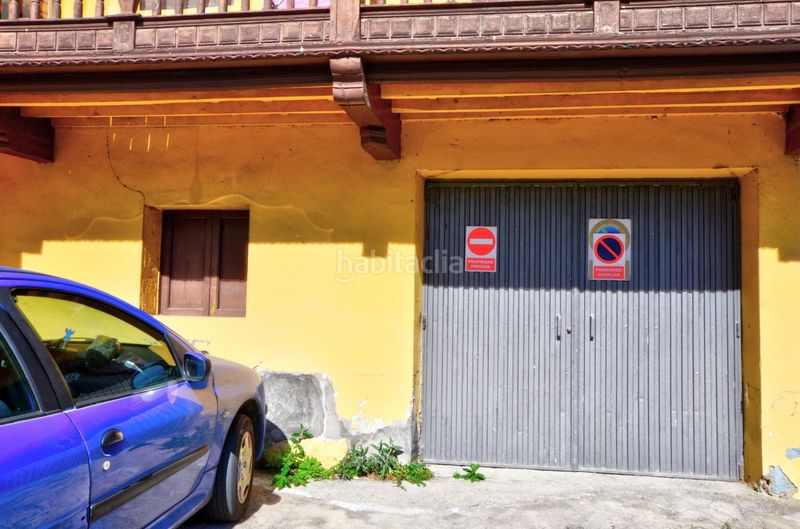 Foto d2e5f8c5-f3d7-4555-ae1f-e908c853c1a2. Casa amb calefacció aparcament piscina a Lena
