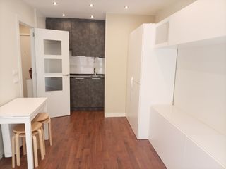 Etagenwohnung  N/a