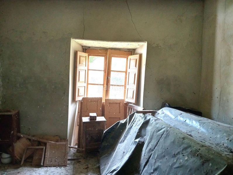 Foto 4d44ae81-74c5-4753-8425-955e86a42e84. Casa amb piscina a Lena