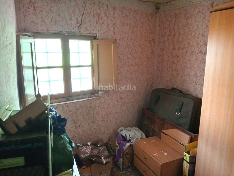 Foto b54eb546-d297-464f-aa3c-bb7eb6e288d2. Casa amb piscina a Lena