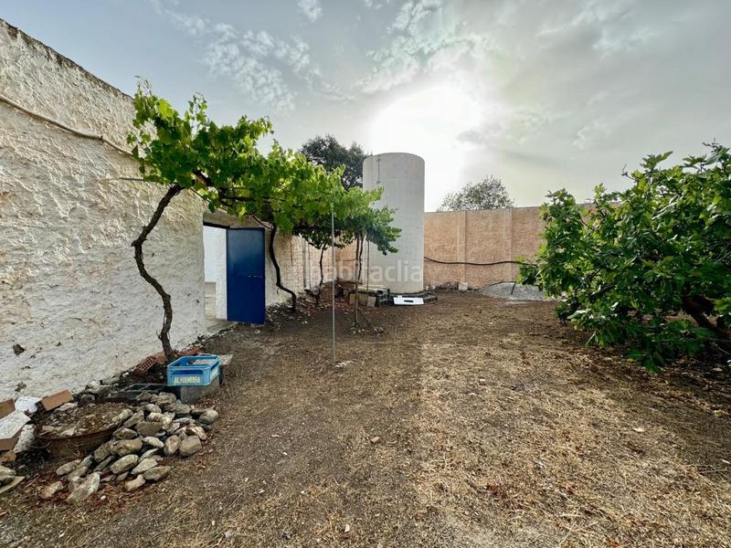 Foto 16489e17-f5e1-443b-95a4-fb86e2ed19a1. Masia amb aparcament a Alhama de Granada