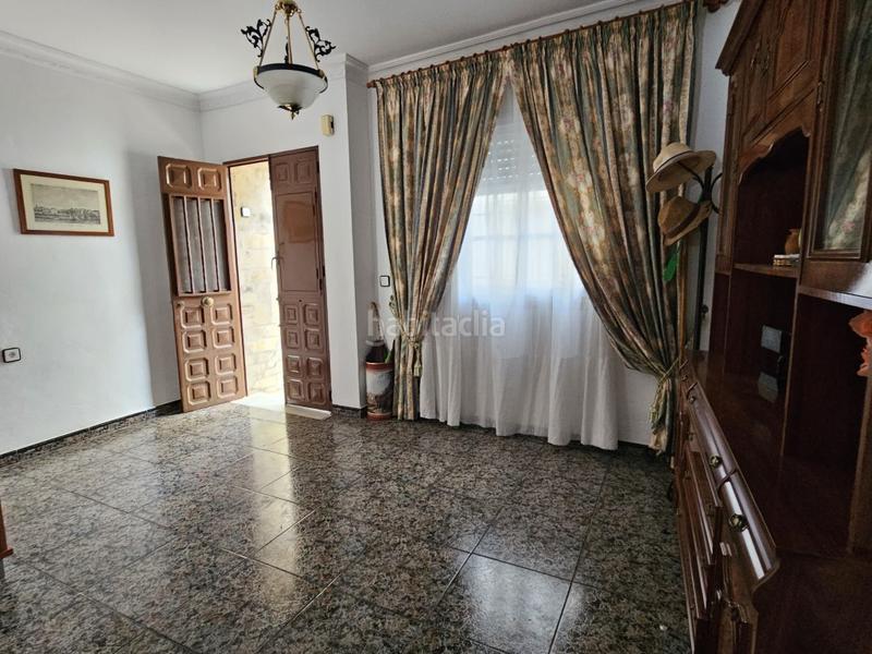 Foto 408c813f-2201-4312-a24b-967d18dbef61. Casa gran casa con terraza ! en Cútar